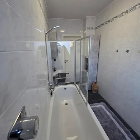 Exklusives Und Helles Erdgeschoss-apartment No 2 Im Zentrum Von Kassel, Schnelles 1gbit Internet, Geschirrspueler, Boxspringbetten 카셀