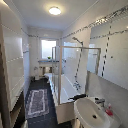 Exklusives Und Helles Erdgeschoss-apartment No 2 Im Zentrum Von Kassel, Schnelles 1gbit Internet, Geschirrspueler, Boxspringbetten *