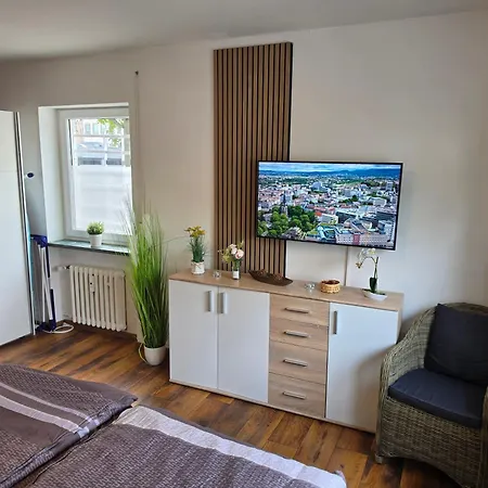Apartment Exklusives Und Helles Erdgeschoss-apartment No 2 Im Zentrum Von Kassel, Schnelles 1gbit Internet, Geschirrspüler, Boxspringbetten