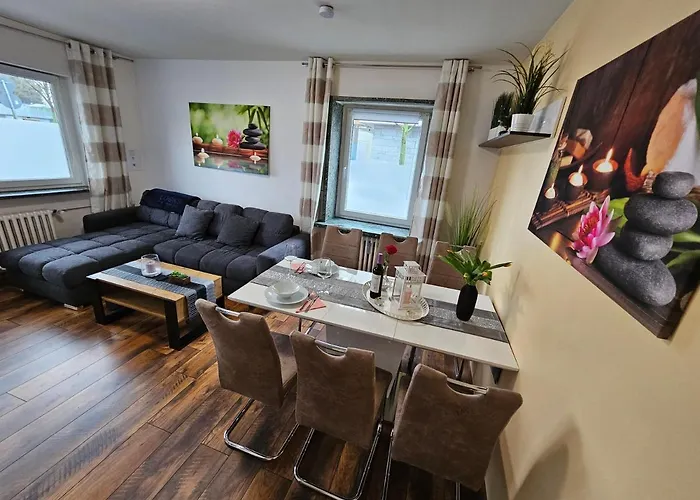 Exklusives Und Helles Erdgeschoss-apartment No 2 Im Zentrum Von Kassel, Schnelles 1gbit Internet, Geschirrspüler, Boxspringbetten Apartment Kassel