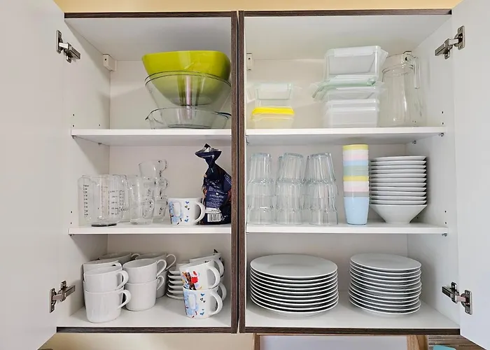 Exklusives Und Helles Erdgeschoss-apartment No 2 Im Zentrum Von Kassel, Schnelles 1gbit Internet, Geschirrspüler, Boxspringbetten Apartment Kassel