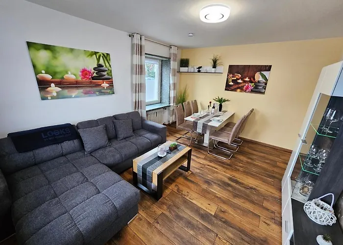 Apartament Exklusives Und Helles Erdgeschoss-apartment No 2 Im Zentrum Von Kassel, Schnelles 1gbit Internet, Geschirrspueler, Boxspringbetten *