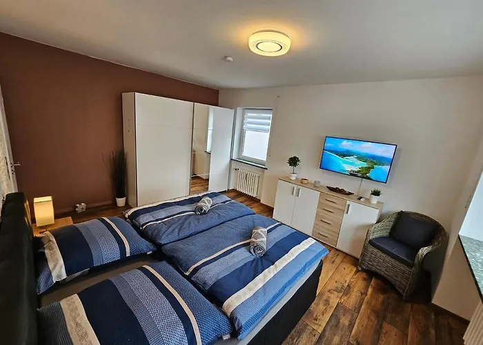 Apartament Exklusives Und Helles Erdgeschoss-apartment No 2 Im Zentrum Von Kassel, Schnelles 1gbit Internet, Geschirrspueler, Boxspringbetten