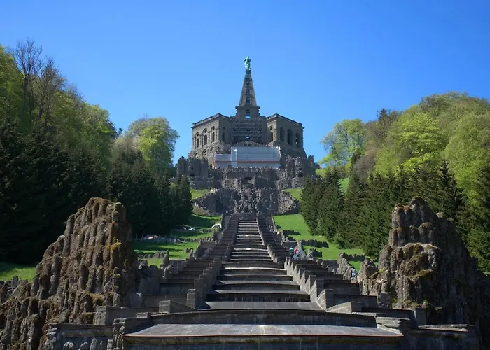 Exklusives Und Helles Erdgeschoss-apartment No 2 Im Zentrum Von Kassel, Schnelles 1gbit Internet, Geschirrspueler, Boxspringbetten *