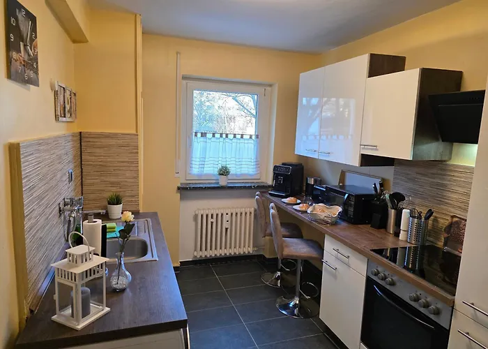 Apartment Exklusives Und Helles Erdgeschoss-apartment No 2 Im Zentrum Von Kassel, Schnelles 1gbit Internet, Geschirrspüler, Boxspringbetten Kassel